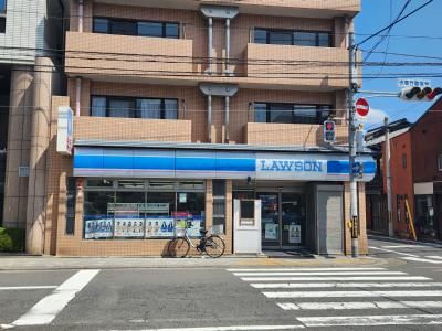 ローソン 丸太町小川店の画像