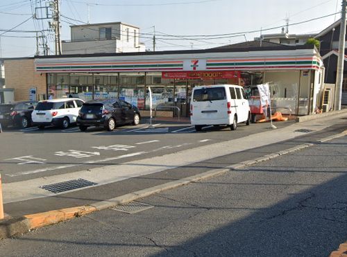 セブンイレブン厚木愛甲東店の画像