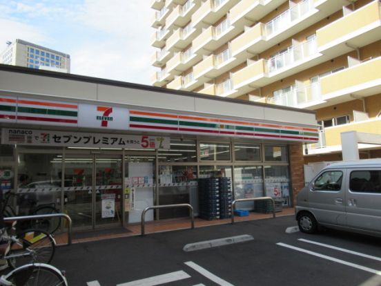 セブン-イレブン 川崎小川町店の画像