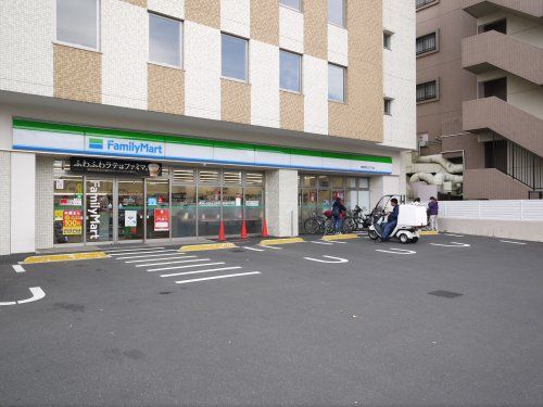 ファミリーマート 西東京富士町二丁目店の画像