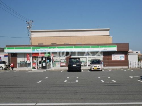 ファミリーマート 福岡志免店の画像