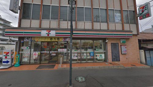 セブンイレブン 所沢金山町店の画像