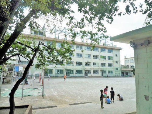 目黒区立大岡山小学校の画像