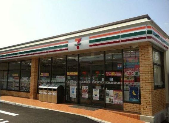 セブンイレブン世田谷太子堂２丁目店の画像