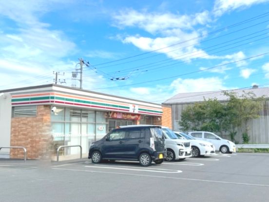 セブンイレブン 寒川田端店の画像