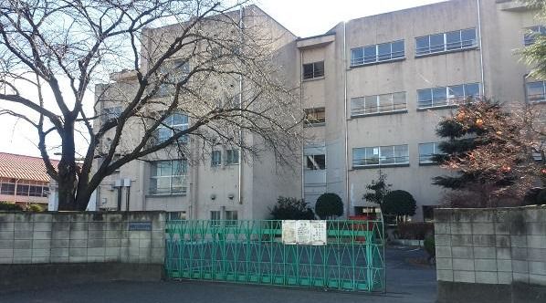 前橋市立元総社中学校の画像