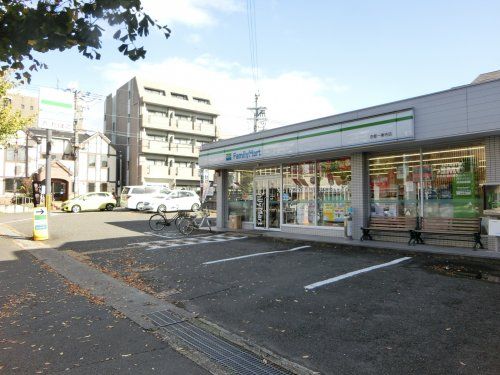 ファミリーマート 京都一乗寺店の画像