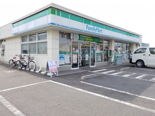 ファミリーマート 新座東二丁目店の画像