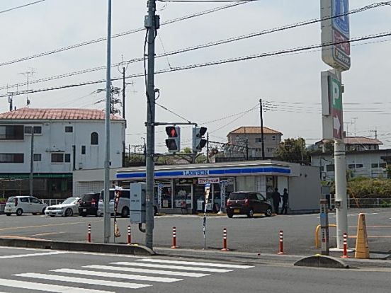 ローソン 日高高麗店の画像