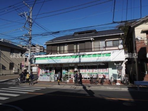 ファミリーマート 鎌倉植木店の画像