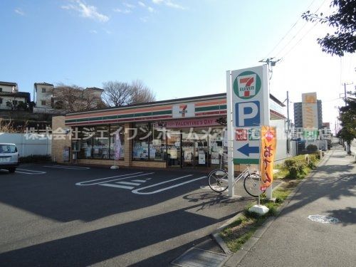 セブンイレブン 鎌倉城廻店の画像