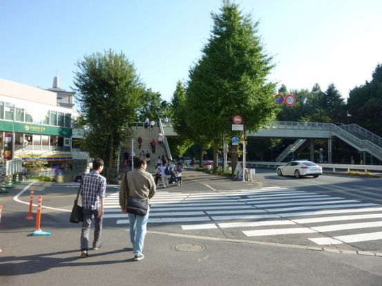 信濃町駅の画像