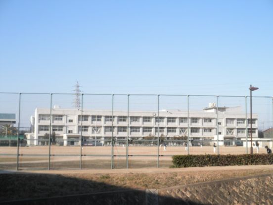 播磨町立播磨中学校の画像