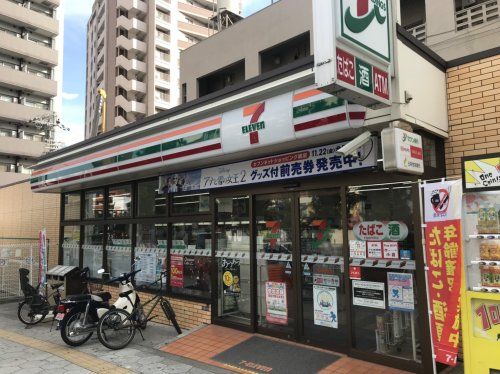 セブンイレブン 大阪鶴橋駅西店の画像