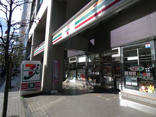 セブンイレブン横浜鶴屋町2丁目店の画像