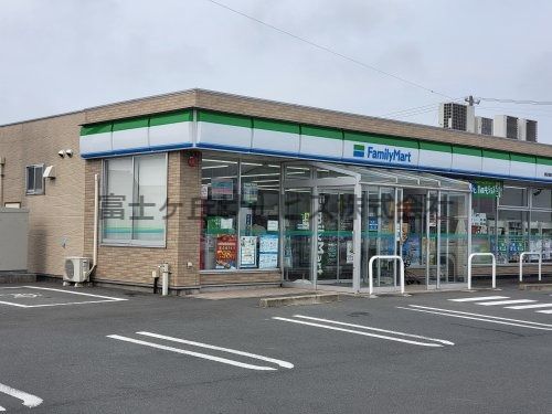 ファミリーマート磐田福田中島店の画像