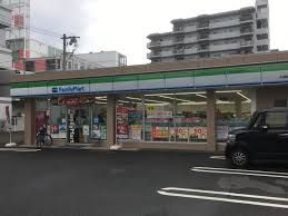 ファミリーマート 広島観音店の画像
