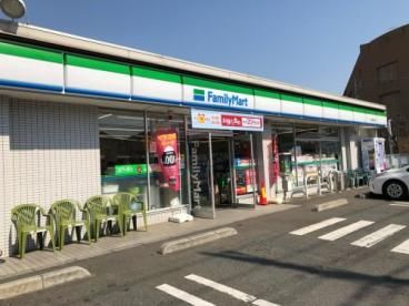 ファミリーマート 所沢星の宮店の画像