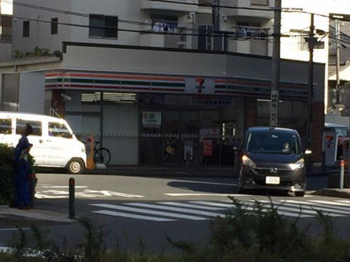 セブン-イレブン 横浜南軽井沢店の画像