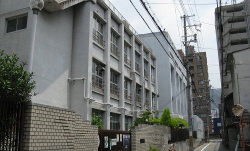 福島小学校の画像