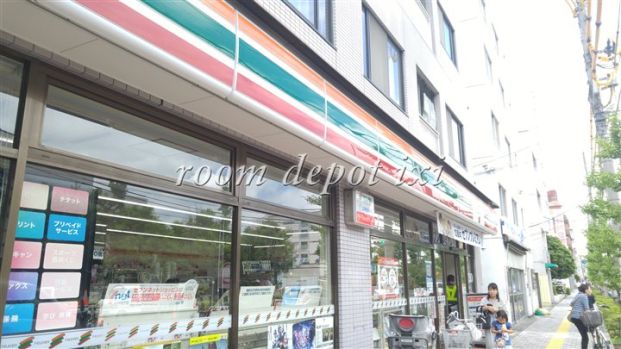 セブン−イレブン北区西ヶ原２丁目店の画像