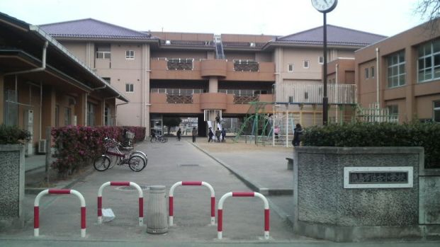 徳島市立佐古小学校の画像