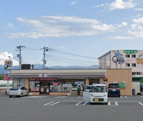 セブンイレブン 竜王西小前店の画像