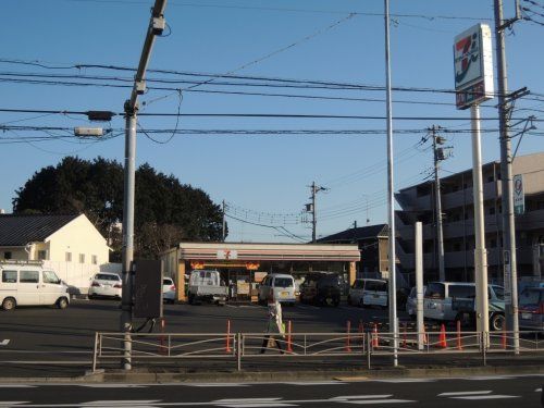 セブンイレブン 横浜原宿2丁目店の画像