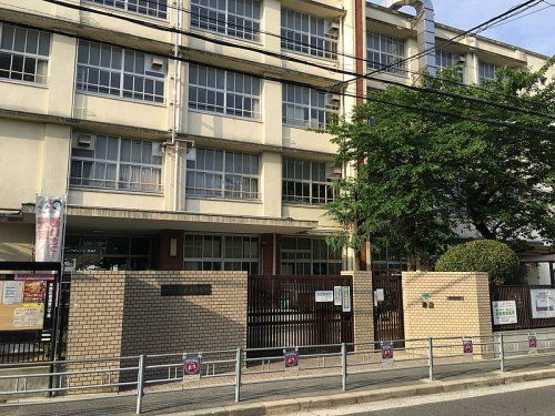 大阪市立喜連東小学校の画像