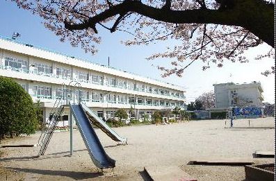 戸ケ崎小学校の画像