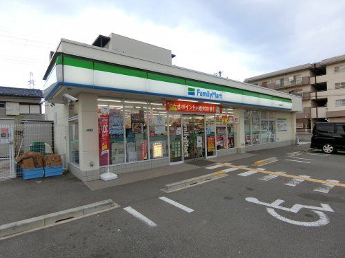 ファミリーマート 堺北長尾町店の画像
