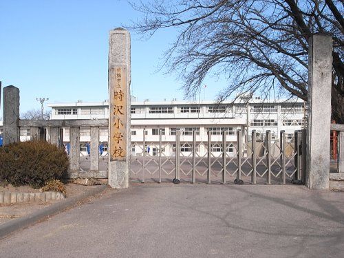 時沢小学校の画像