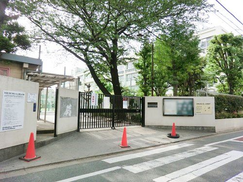 目黒区立月光原小学校の画像