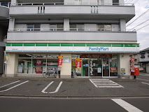 ファミリーマート 福岡星の原店の画像