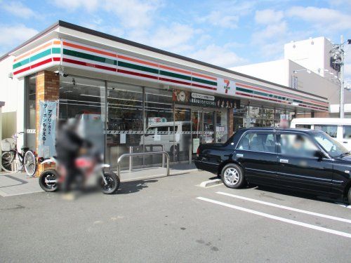 セブンイレブン 山科東野門口町店の画像