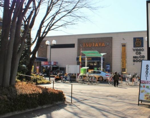 TSUTAYA 福生店の画像