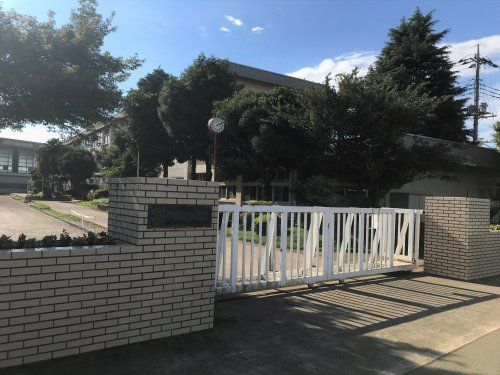 所沢市立小手指中学校の画像