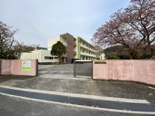 飯塚市立庄内小学校の画像