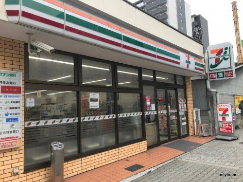 セブンイレブン 十三本町1丁目南店の画像