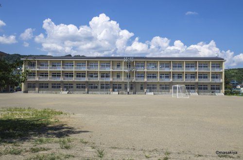 長野市立豊野中学校の画像