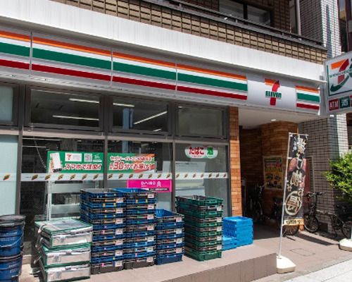 セブン-イレブン 世田谷駒沢大学駅西店の画像