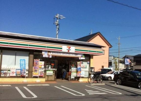 セブンイレブン 静岡聖一色店の画像