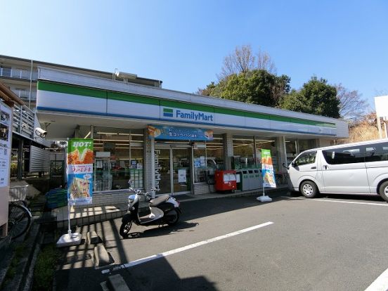 ファミリーマート　新栄町店の画像