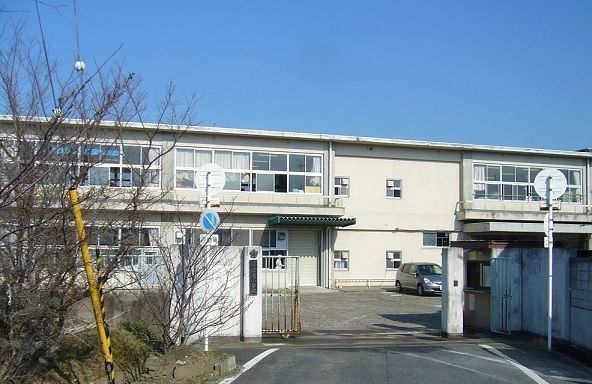 泉南市立信達小学校の画像