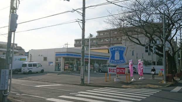 ローソン 国立さくら通店の画像