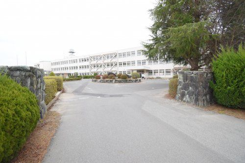 東広島市立八本松中学校の画像