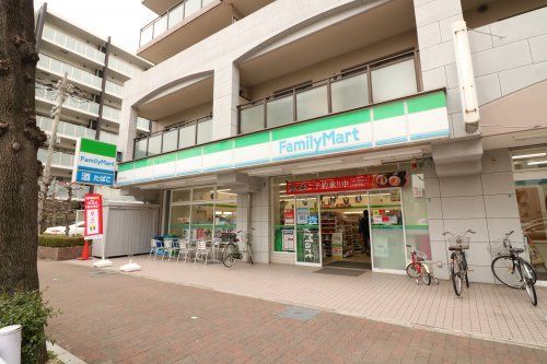 ファミリーマート東灘本庄町店の画像