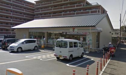 セブンイレブン 伏見深草墨染町店の画像