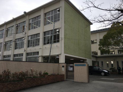 四條畷市立くすのき小学校の画像