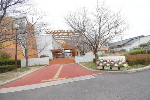 廿日市市立平良小学校の画像